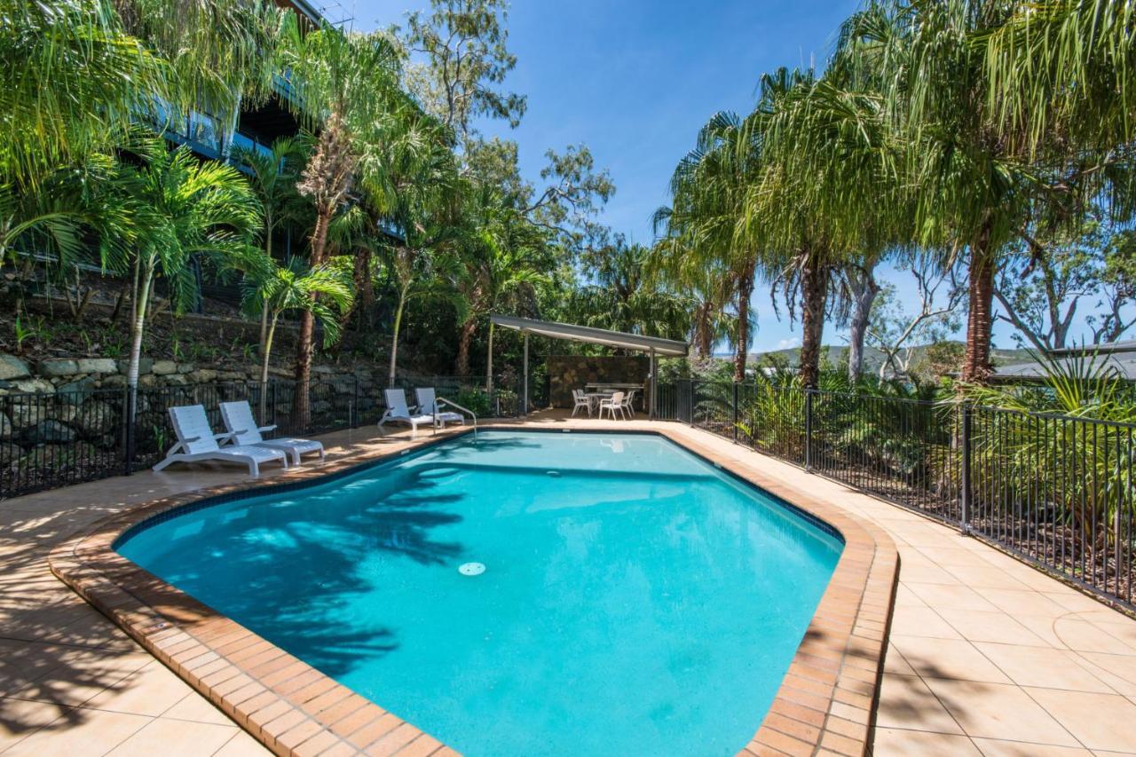 Shorelines 31 Renovated Upmarket Two Bedroom Apartment With Ocean Views And Buggy Hamilton Island Exterior foto